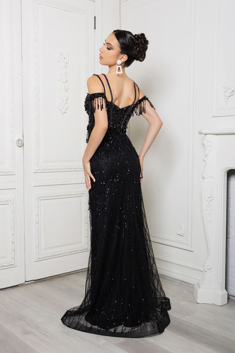 RQ8193 - BLACK
