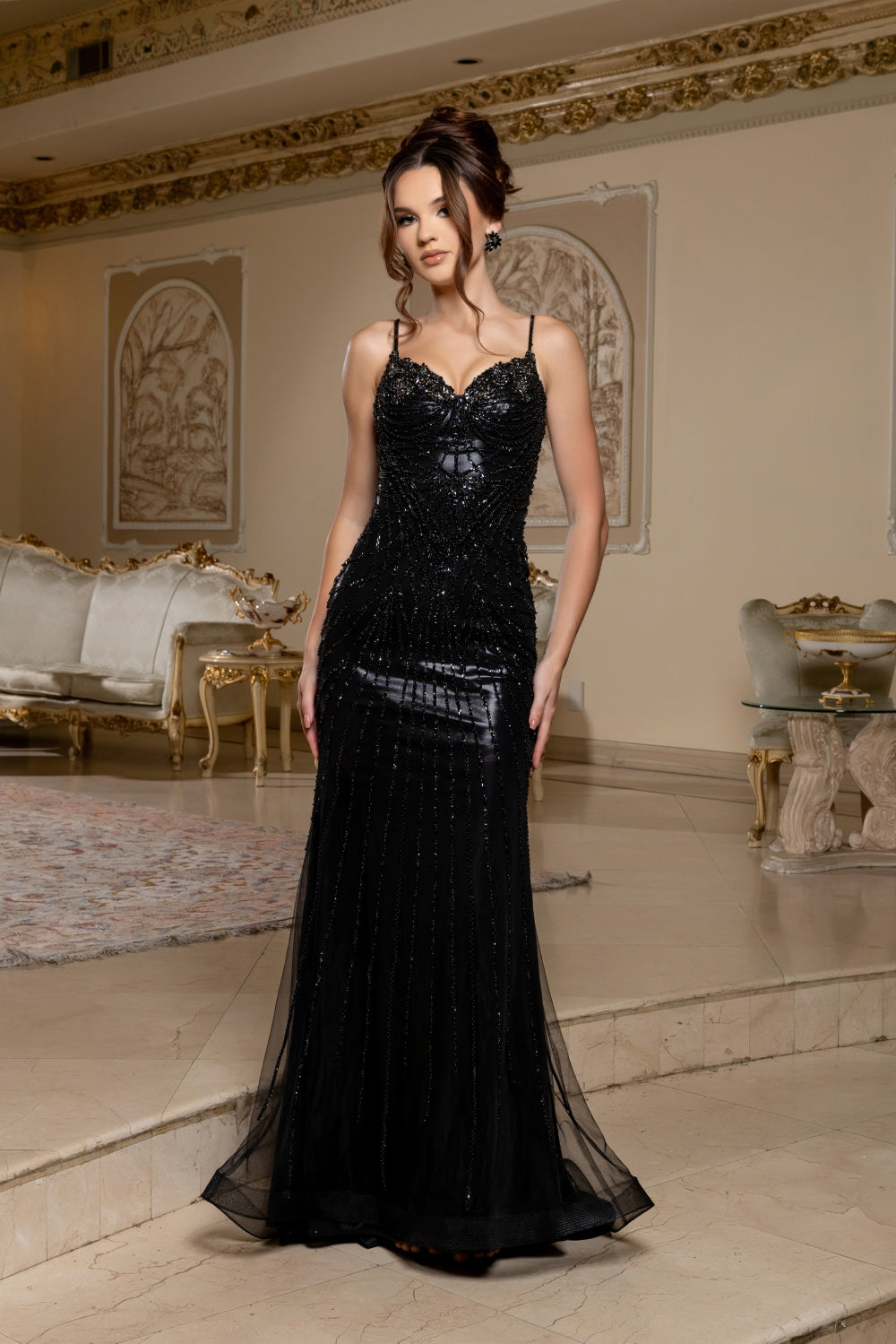 RQ8235 - BLACK