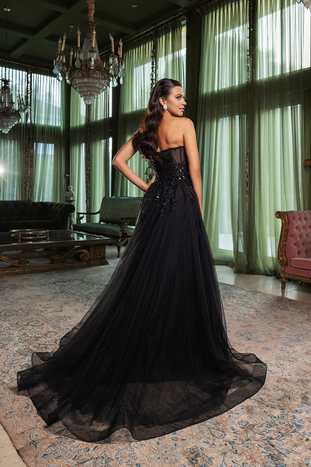 RQ8135 - BLACK