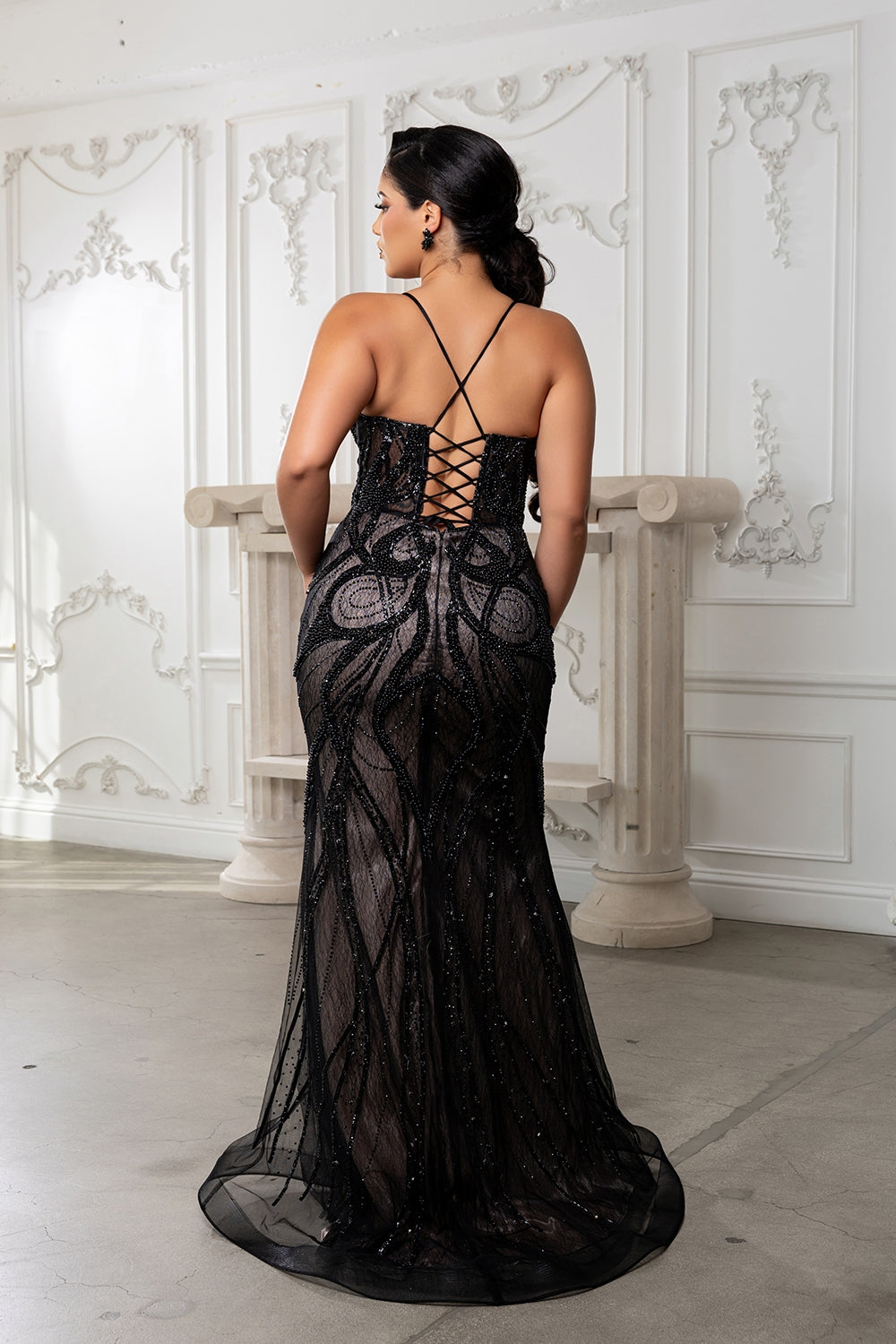 RQ8221 - BLACK/NUDE