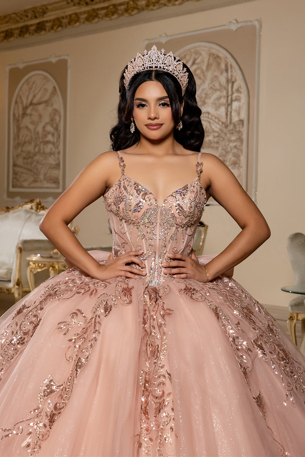 LK294 Vestido de gala de quinceañera con corsé de pedrería y escote corazón