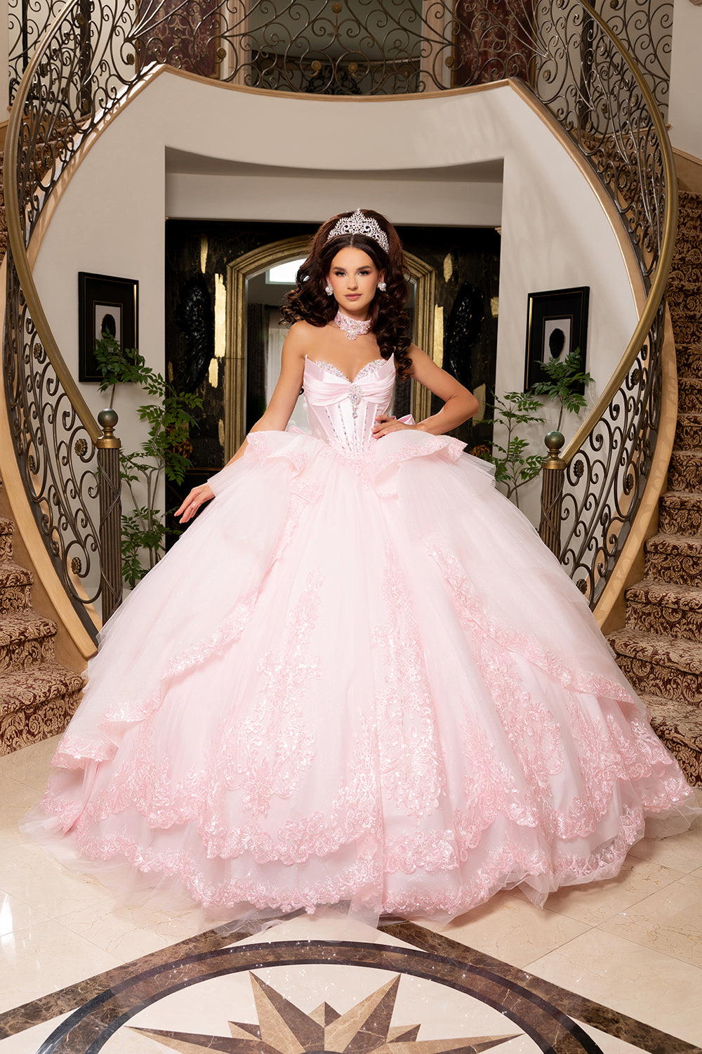 LK308 Vestido de Gala de Quinceañera con Falda Completa