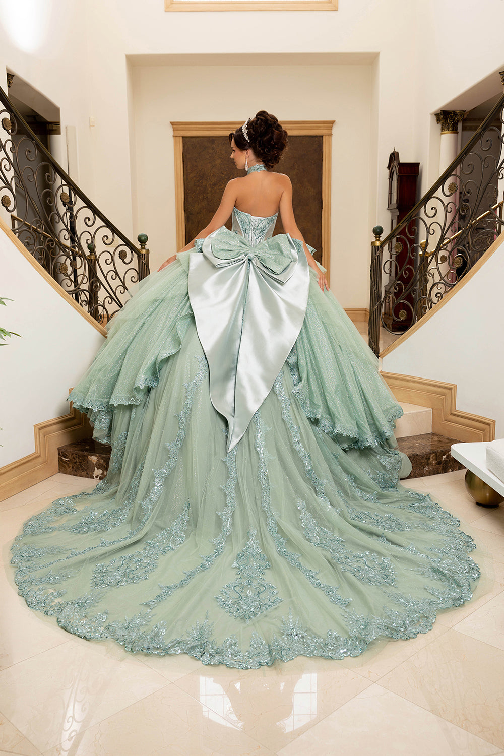 LK308 Vestido de Gala de Quinceañera con Falda Completa