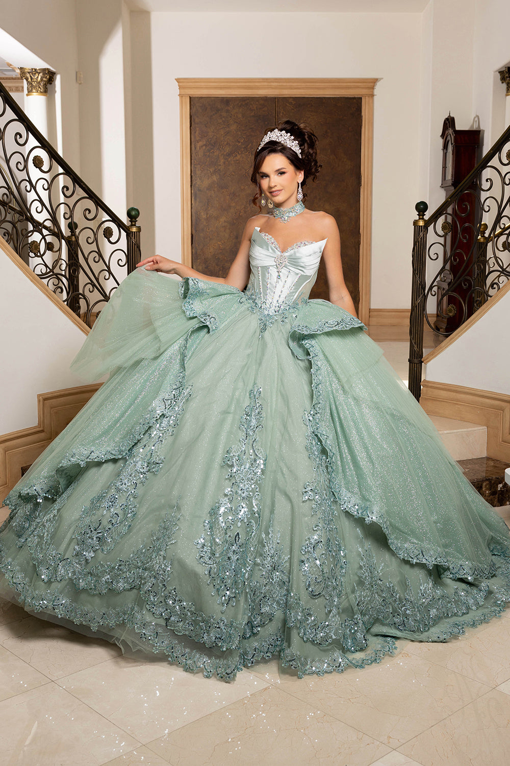 LK308 Vestido de Gala de Quinceañera con Falda Completa