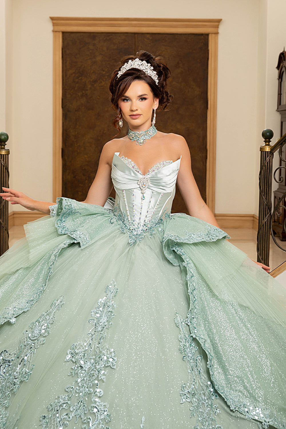 LK308 Vestido de Gala de Quinceañera con Falda Completa