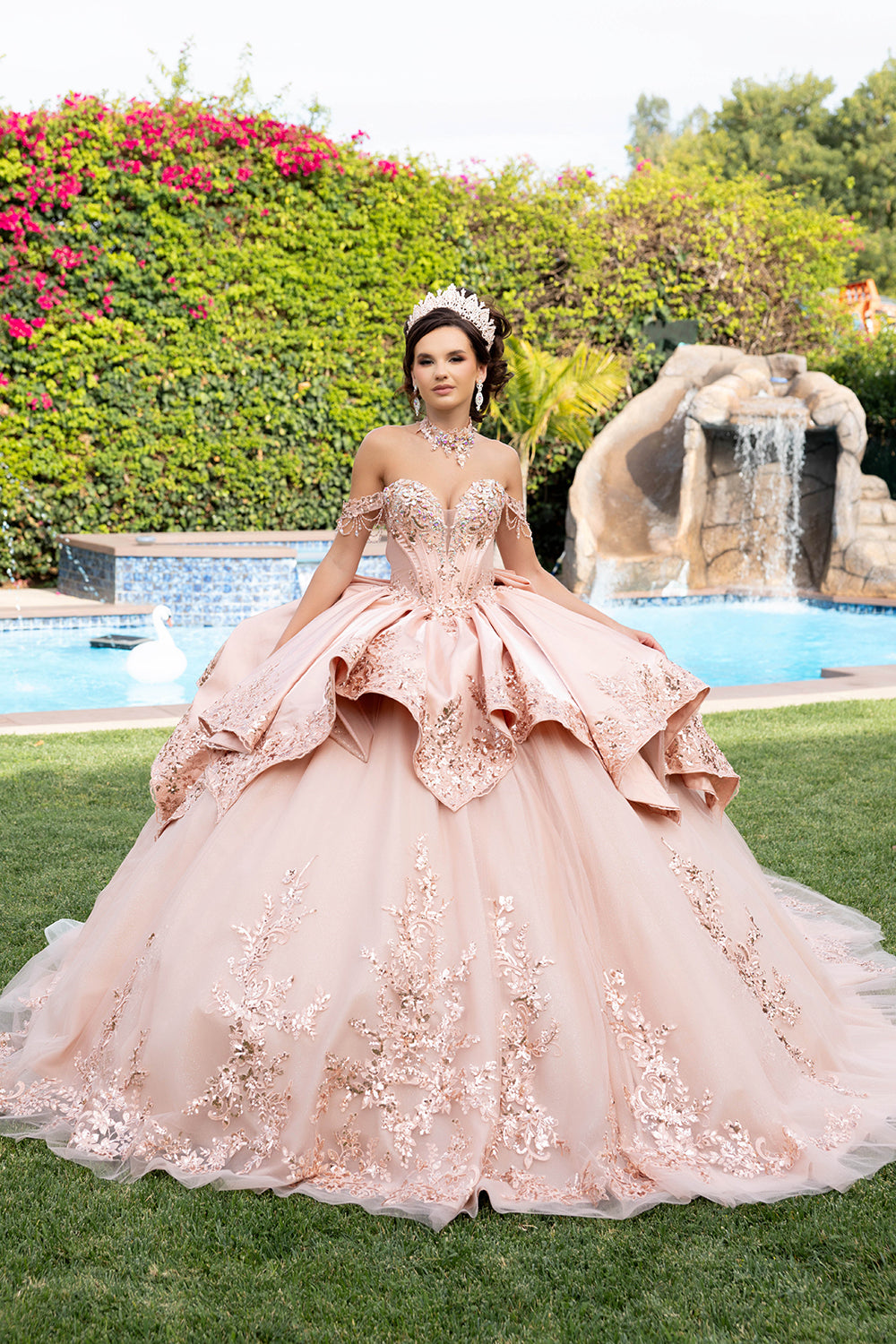 LK314 Vestido de gala de quinceañera con falda completa