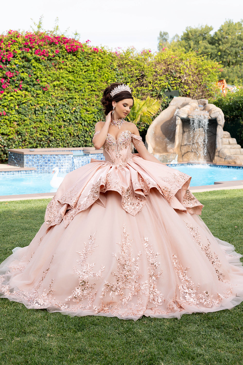LK314 Vestido de gala de quinceañera con falda completa