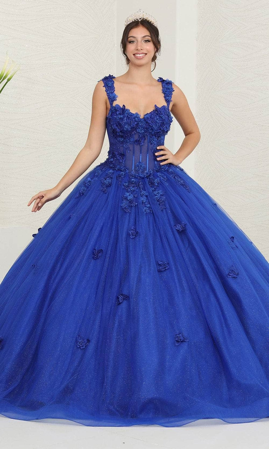 LK242 - ROYAL