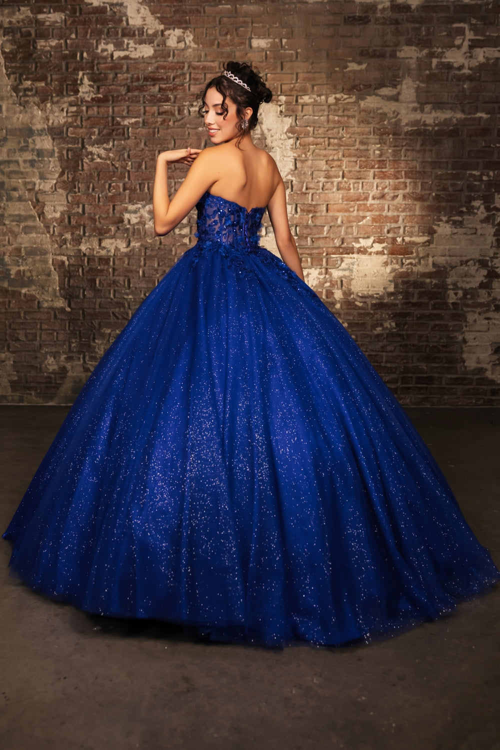 LK243 - ROYAL