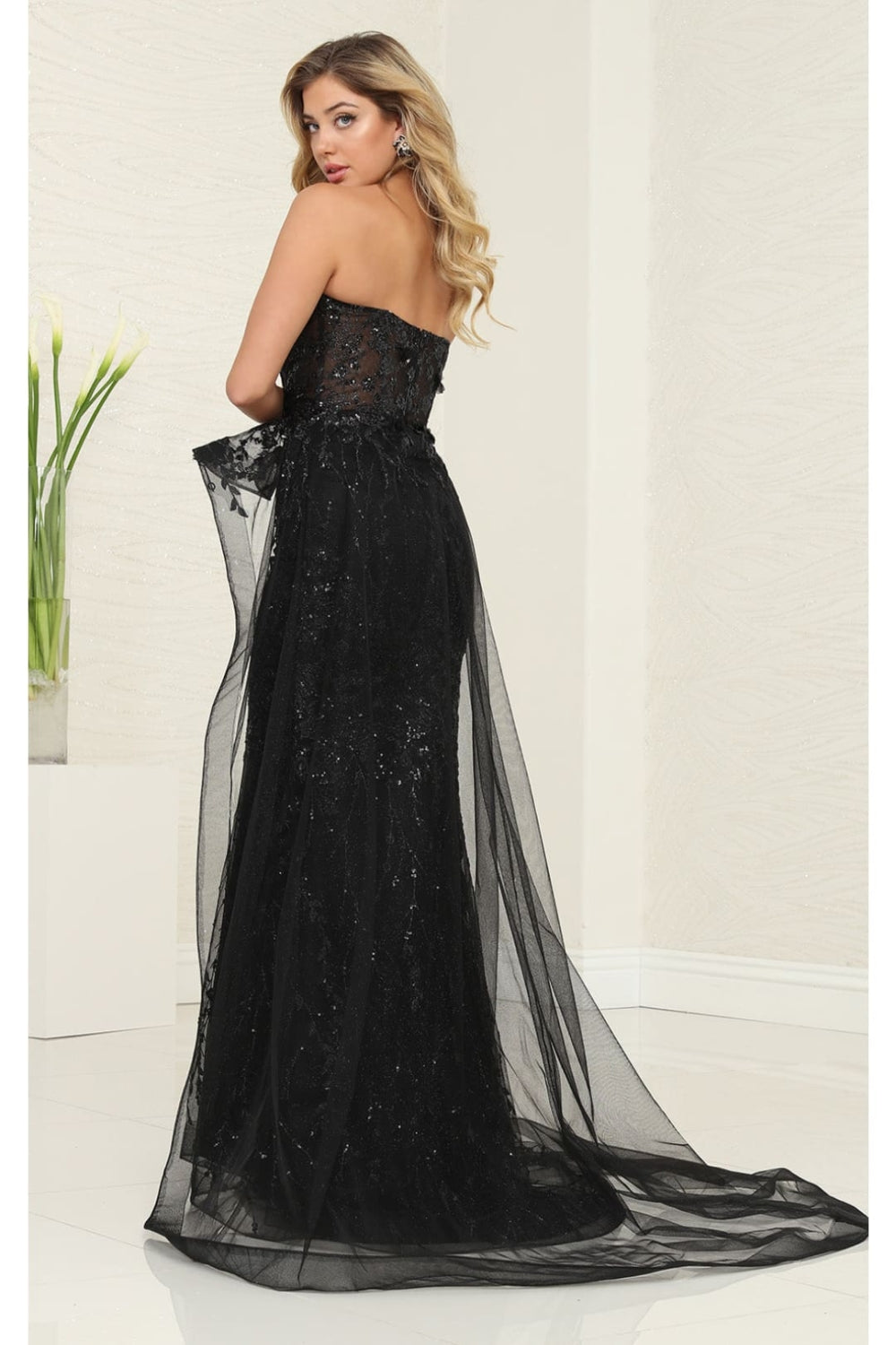 RQ8116 - BLACK