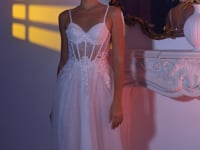 May Queen MQ2209